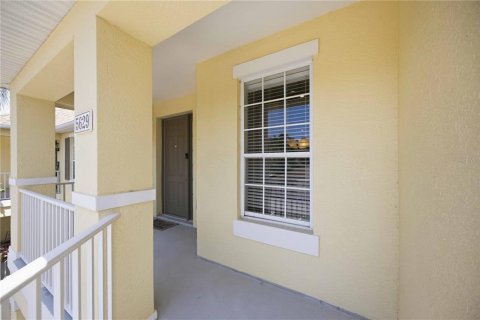 Condo in Bradenton, Florida, 2 bedrooms № 2096723 - photo 3