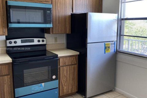 Copropriété à vendre à West Palm Beach, Floride: 2 chambres, 133.5 m2 № 2007169 - photo 2