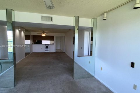 Copropriété à vendre à West Palm Beach, Floride: 2 chambres, 133.5 m2 № 2007169 - photo 12