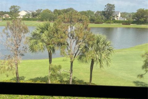 Copropriété à vendre à West Palm Beach, Floride: 2 chambres, 133.5 m2 № 2007169 - photo 15