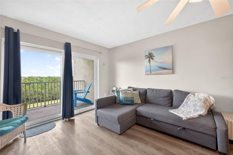 Condo in Indian Shores, Florida, 1 bedroom № 2139080 - photo 7
