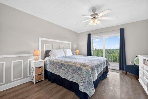 Condo in Indian Shores, Florida, 1 bedroom № 2139080 - photo 18