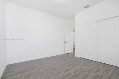 Снять в аренду виллу или дом в Локсахатчи-Гроувс, Флорида 3 спальни, 163.32м2, № 1958712 - фото 21