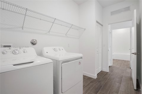 Снять в аренду виллу или дом в Локсахатчи-Гроувс, Флорида 3 спальни, 163.32м2, № 1958712 - фото 29