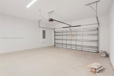 Снять в аренду виллу или дом в Локсахатчи-Гроувс, Флорида 3 спальни, 163.32м2, № 1958712 - фото 30