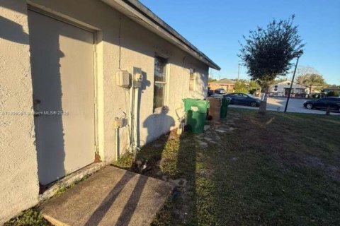 Купить виллу или дом в Дейви, Флорида 4 спальни, 111.48м2, № 1956356 - фото 14