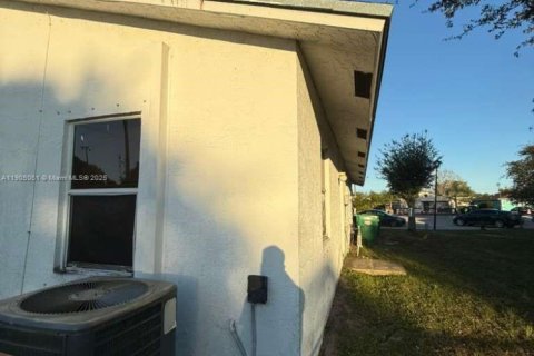 Купить виллу или дом в Дейви, Флорида 4 спальни, 111.48м2, № 1956356 - фото 16