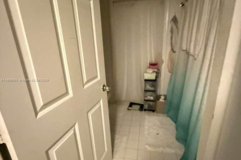 Купить виллу или дом в Дейви, Флорида 4 спальни, 111.48м2, № 1956356 - фото 20