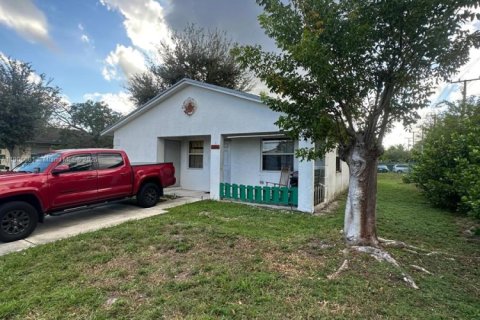 Купить виллу или дом в Дейви, Флорида 4 спальни, 111.48м2, № 1956356 - фото 8