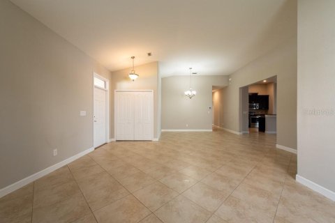 Casa en venta en New Port Richey, Florida, 4 dormitorios, 224.92 m2 № 1681926 - foto 6