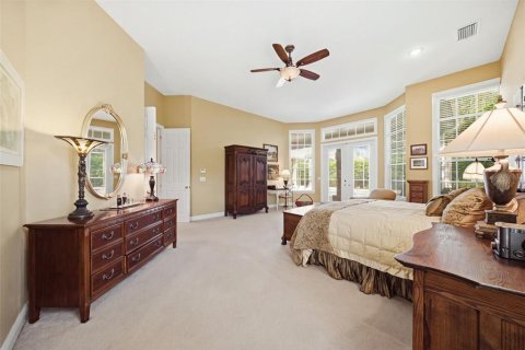 House in Tampa, Florida 4 bedrooms, 322.37 sq.m. № 2391024 - photo 19