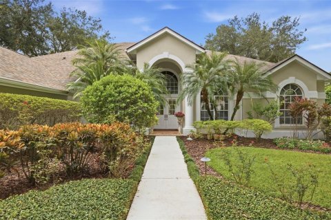 House in Tampa, Florida 4 bedrooms, 322.37 sq.m. № 2391024 - photo 4