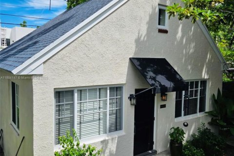 Villa ou maison à vendre à Miami, Floride: 3 chambres, 238.39 m2 № 1930181 - photo 23