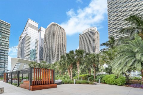 Condominio en venta en Miami, Florida, 4 dormitorios, 301.37 m2 № 1833790 - foto 24