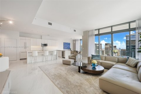 Condominio en venta en Miami, Florida, 4 dormitorios, 301.37 m2 № 1833790 - foto 25