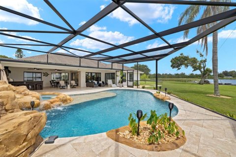 House in Lake Alfred, Florida 3 bedrooms, 216.37 sq.m. № 1819218 - photo 27