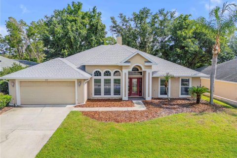Villa ou maison à DeBary, Floride 4 chambres, 237.09 m2 № 2148409