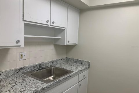 Купить кондоминиум в Клируотер, Флорида 5 комнат, 59.46м2, № 1675855 - фото 11