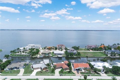 Casa en venta en Port Charlotte, Florida, 3 dormitorios, 258.92 m2 № 2098044 - foto 10