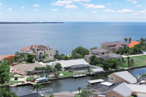 Casa en venta en Port Charlotte, Florida, 3 dormitorios, 258.92 m2 № 2098044 - foto 15