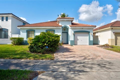 Дом в Катлер-Бей, Флорида 4 спальни, 154.87м2 № 2008127