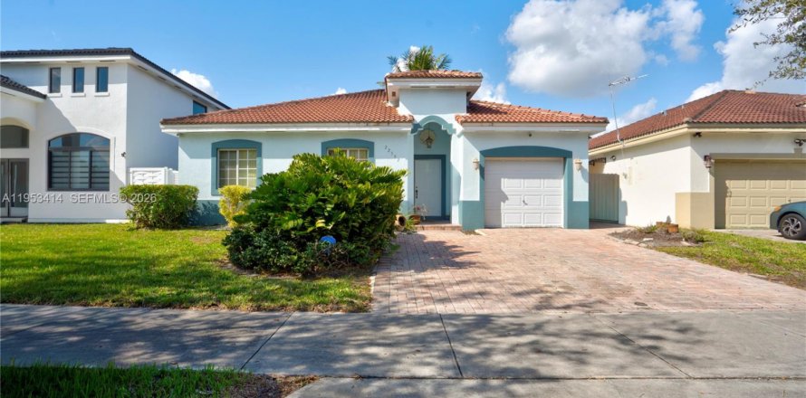 Дом в Катлер-Бей, Флорида 4 спальни, 154.87м2 № 2008127