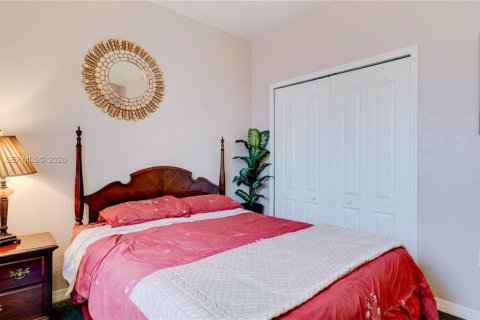 Купить виллу или дом в Катлер-Бей, Флорида 4 спальни, 154.87м2, № 2008127 - фото 24