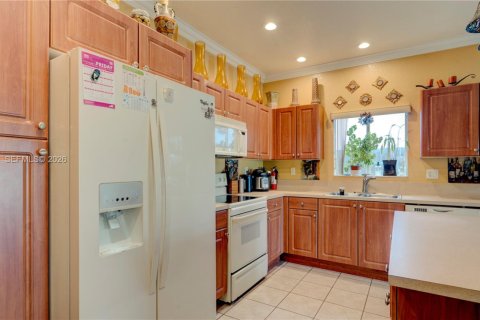 Купить виллу или дом в Катлер-Бей, Флорида 4 спальни, 154.87м2, № 2008127 - фото 7