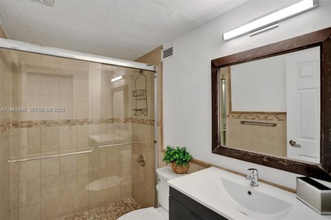 Condominio en alquiler en Hollywood, Florida, 1 dormitorio, 69.21 m2 № 2026624 - foto 4