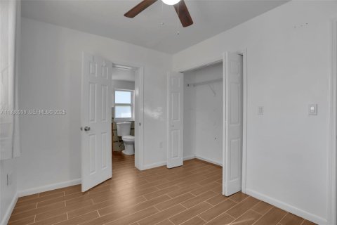 Villa ou maison à louer à Hollywood, Floride: 3 chambres, 92.72 m2 № 1994145 - photo 9