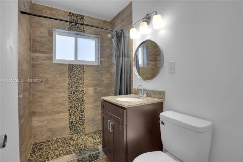 Villa ou maison à louer à Hollywood, Floride: 3 chambres, 92.72 m2 № 1994145 - photo 10