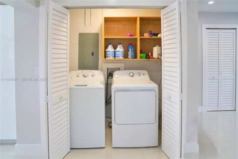 Снять в аренду виллу или дом в Хайалиа, Флорида 2 спальни, 167.41м2, № 1991530 - фото 21