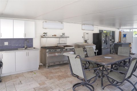 Снять в аренду виллу или дом в Хайалиа, Флорида 2 спальни, 167.41м2, № 1991530 - фото 12