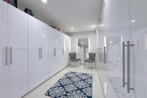 Снять в аренду виллу или дом в Хайалиа, Флорида 2 спальни, 167.41м2, № 1991530 - фото 17