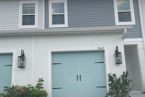 Adosado en alquiler en Parrish, Florida, 3 dormitorios, 202.34 m2 № 992884 - foto 1