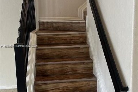 Condominio en venta en Tamarac, Florida, 3 dormitorios, 142.7 m2 № 1990864 - foto 9