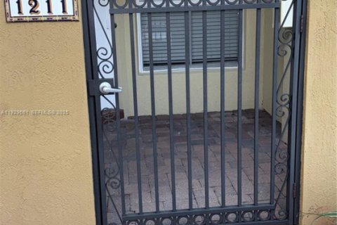 Condominio en venta en Tamarac, Florida, 3 dormitorios, 142.7 m2 № 1990864 - foto 18