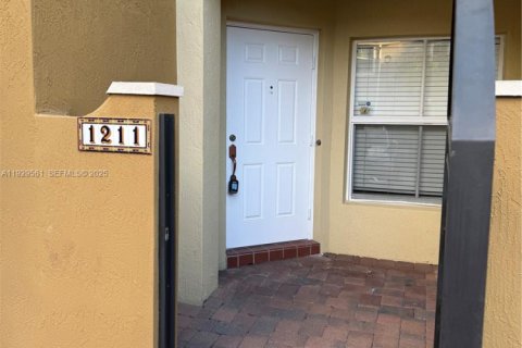 Condominio en venta en Tamarac, Florida, 3 dormitorios, 142.7 m2 № 1990864 - foto 17