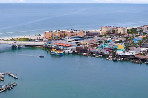 Condominio en venta en Treasure Island, Florida, 2 dormitorios, 115.66 m2 № 2396520 - foto 29