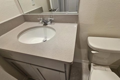 Townhouse in Davenport, Florida 3 bedrooms, 138.24 sq.m. № 2197205 - photo 10