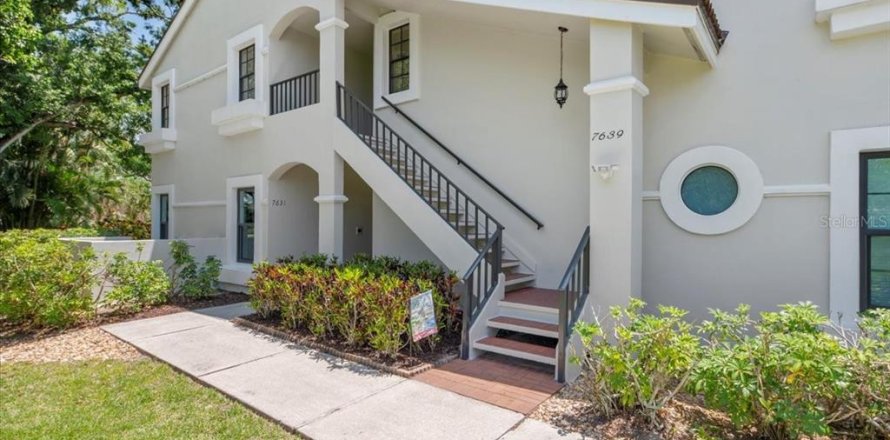Condo in Sarasota, Florida, 2 bedrooms  № 1718840