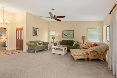 Condo in Sarasota, Florida, 2 bedrooms  № 1718840 - photo 6