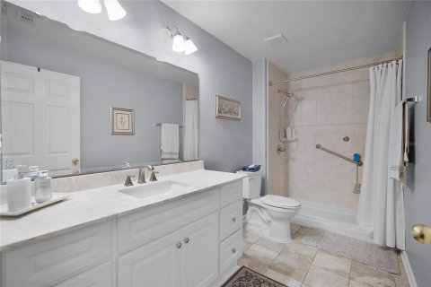 House in Apopka, Florida 3 bedrooms, 198.9 sq.m. № 2361355 - photo 22