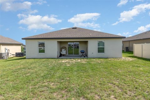 House in Dundee, Florida 3 bedrooms, 145.21 sq.m. № 1780332 - photo 21