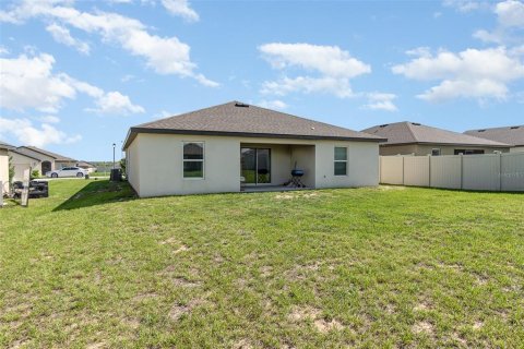 House in Dundee, Florida 3 bedrooms, 145.21 sq.m. № 1780332 - photo 22