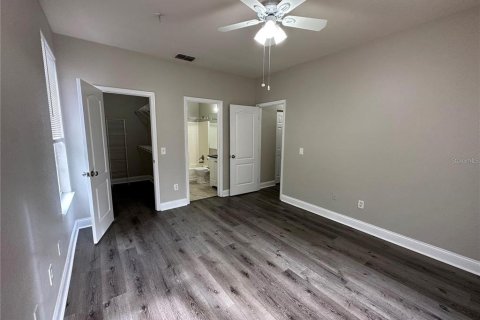 Condo in Orlando, Florida, 2 bedrooms  № 1829778 - photo 18