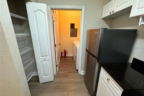 Снять в аренду кондоминиум в Орландо, Флорида 5 комнат, 104.89м2, № 1829778 - фото 11