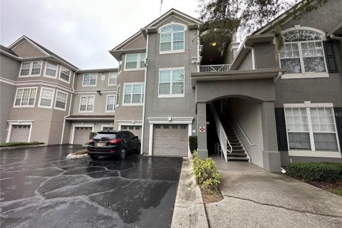 Condo in Orlando, Florida, 2 bedrooms  № 1829778 - photo 1