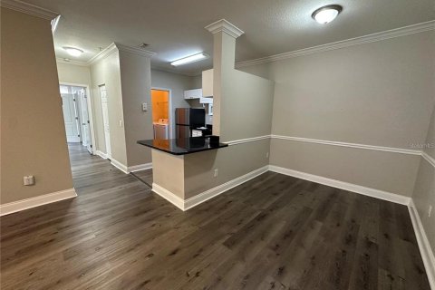 Condo in Orlando, Florida, 2 bedrooms  № 1829778 - photo 5