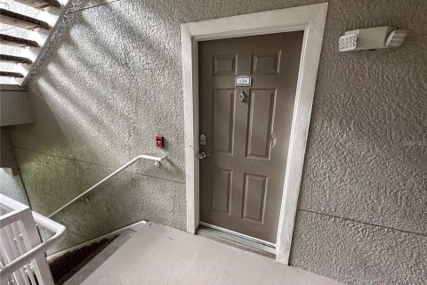 Condo in Orlando, Florida, 2 bedrooms  № 1829778 - photo 2